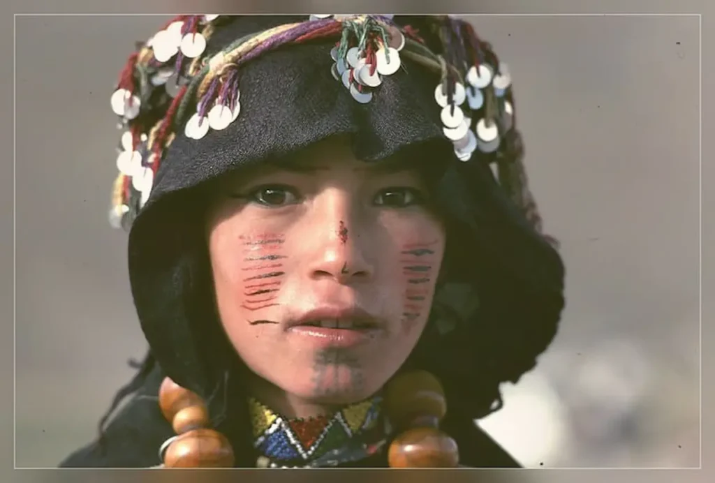 Young Ait Haddidou Berber girl in traditional dress at Imilchil Marriage Festival Morocco
Imilchil Marriage Festival